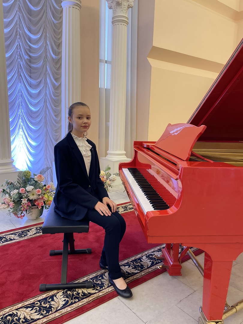 Миронова Софья за фортепиано